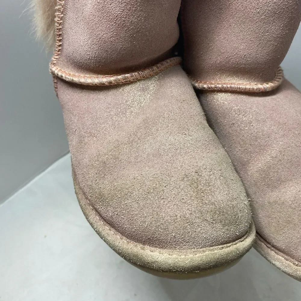 BEARPAW Elle Exotic Pink faux fur Youth Boots - Size 12 - GUC